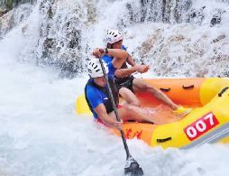 29.9元清远龙腾峡漂流+水上乐园 史上最低门票抢购