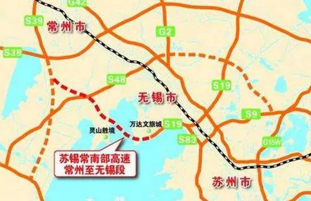 起自前黄枢纽,路线偏向东南,与锡宜高速交叉后,穿越常州太湖湾度假区