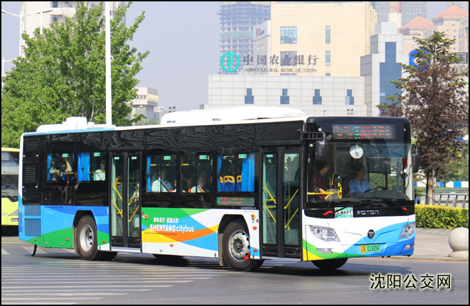 沈阳公交多条路线更换新车 票涨至2元