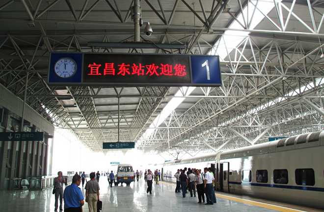 宜昌暑运开启 宜昌东站新增6趟经停客车