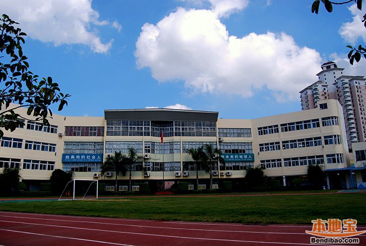 深圳龙园中学图片